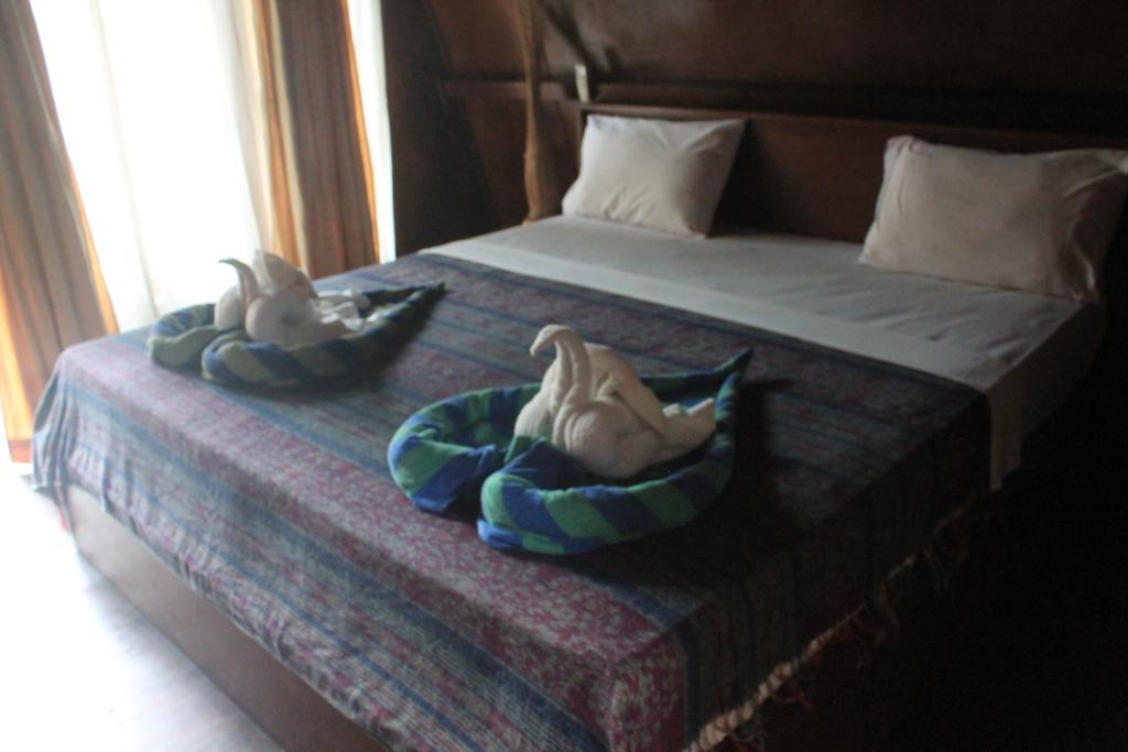 Coral Beach Pizza Cottages Gili Trawangan Luaran gambar