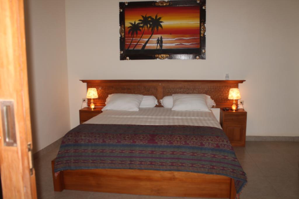 Coral Beach Pizza Cottages Gili Trawangan Luaran gambar